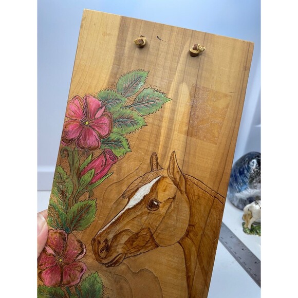 HAND PAINTED wood vintage horse PONY WITH WILD FLOWERS wall decor SIGNED - Picture 3 of 8